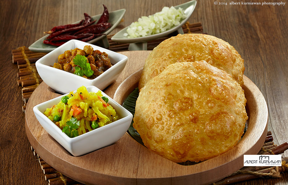 Vmad-poori-plate