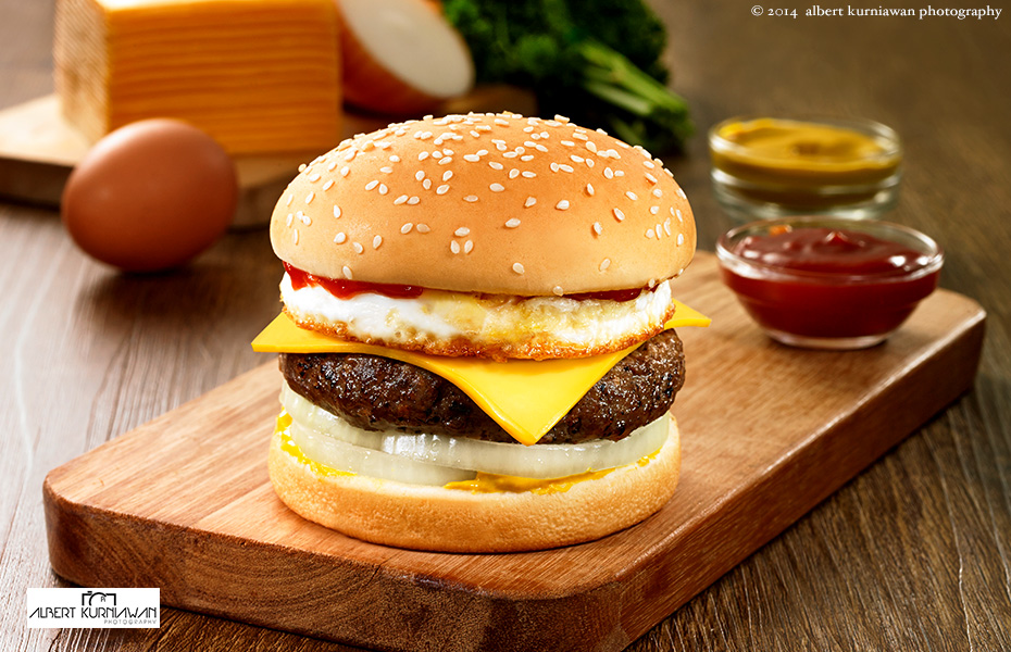 lotteria-egg-beef-930x-600