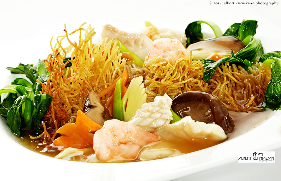 golden-chef-mie-seafood-siram