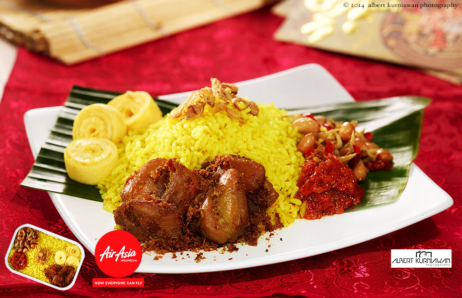 air-asia-indonesia-nasi-kuning-ayam